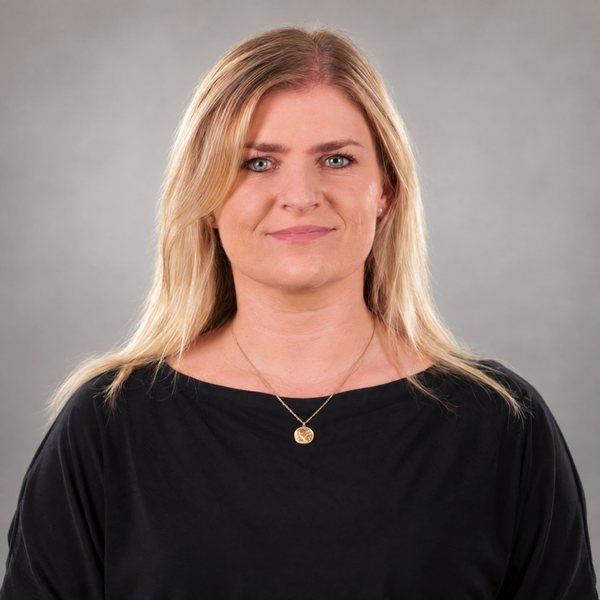 Mgr. Eliška Recová, MSc., MBA